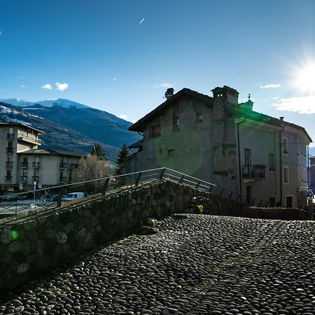 Alpine Apartment Aosta Dış mekan fotoğraf