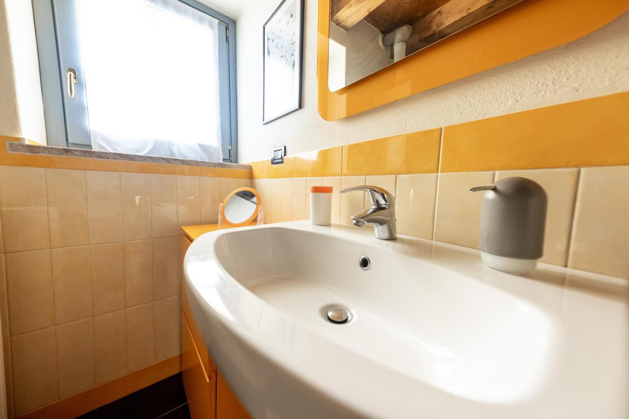 Alpine Apartment Aosta Dış mekan fotoğraf