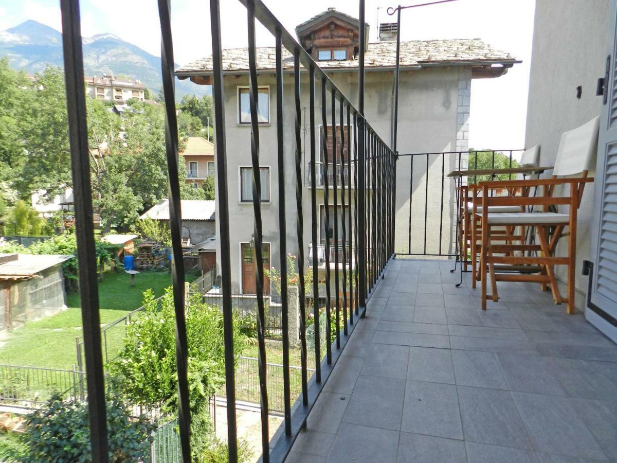 Alpine Apartment Aosta Dış mekan fotoğraf